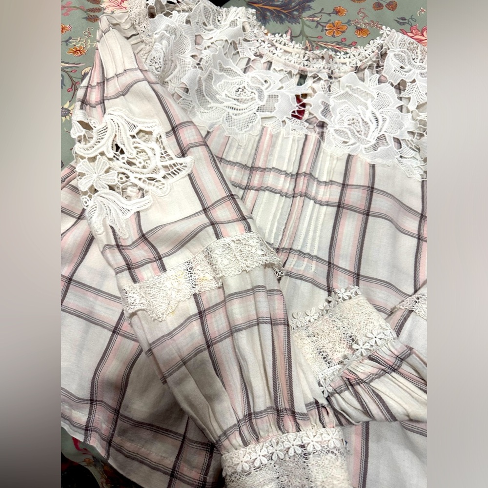 Free people beautiful top size medium